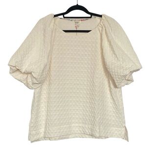 Umgee Ivory Puff Sleeve Textured Blouse Womens Size Medium NWT Boxy Jacquard Top